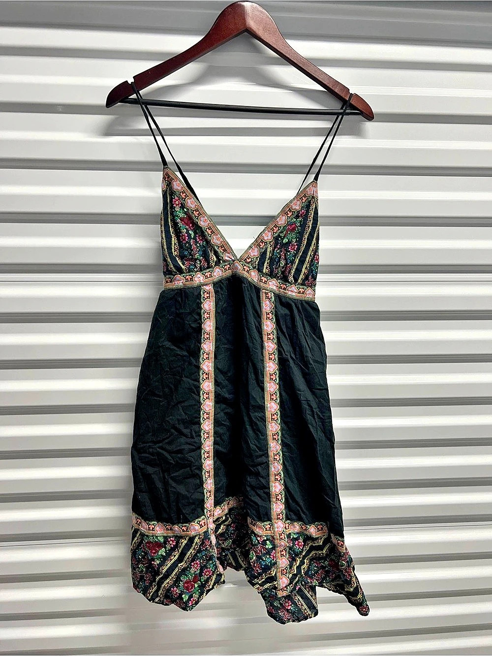 Xhilaration Floral Mini Dress in Black Size Medium